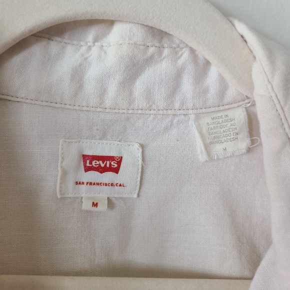 Levi's Short Sleeve Button Up Shirt - Picture 4 of 5